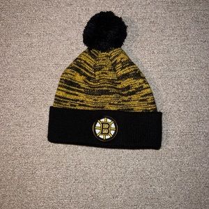 Bruins winter hat